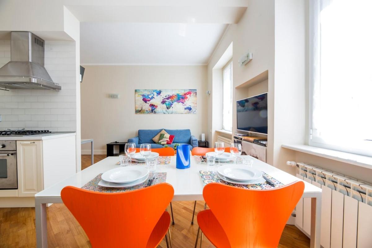 Apartment Casa Matilde, Chic&charme A 2 Passi Da De Ferrari - Metro Per Acquario Genua