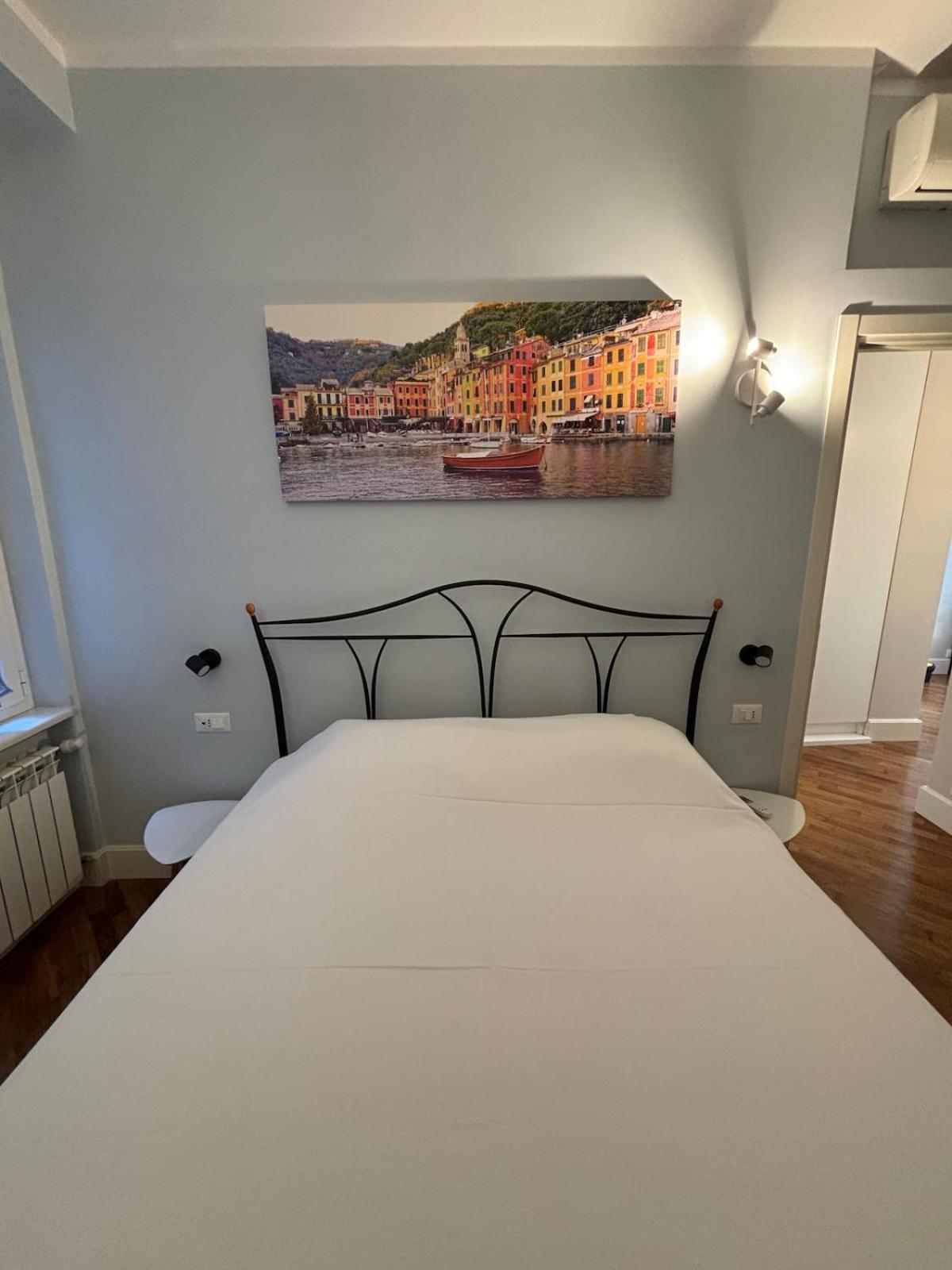Apartment Casa Matilde, Chic&charme A 2 Passi Da De Ferrari - Metro Per Acquario Genua